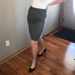 The limited: Grey skirt NWOT
